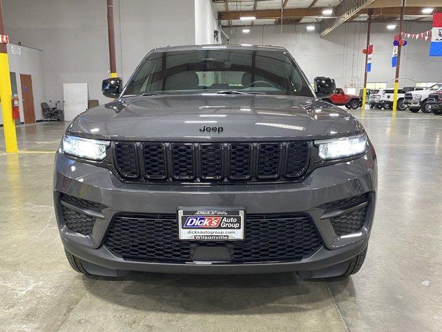 new 2024 Jeep Grand Cherokee car, priced at $39,995