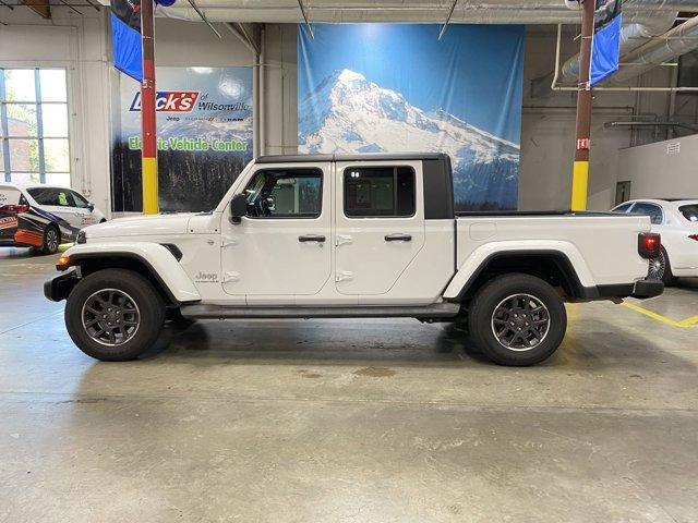 used 2023 Jeep Gladiator car, priced at $35,557