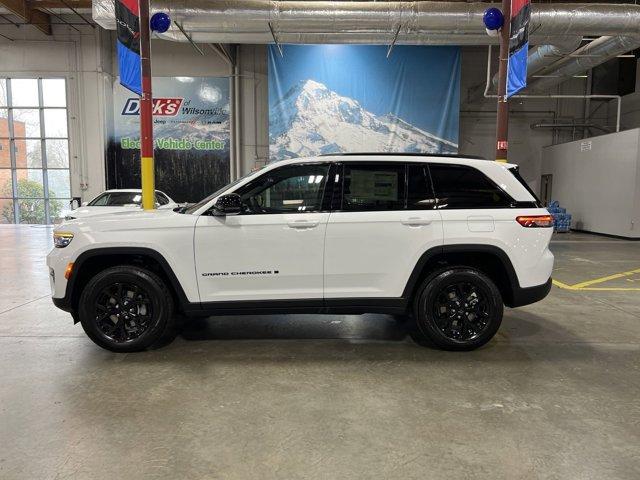 new 2025 Jeep Grand Cherokee car, priced at $39,995