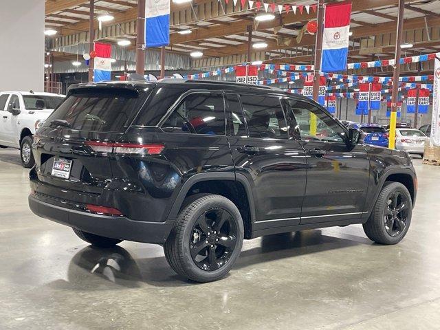new 2024 Jeep Grand Cherokee car, priced at $54,995