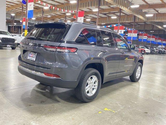 new 2024 Jeep Grand Cherokee car, priced at $33,995