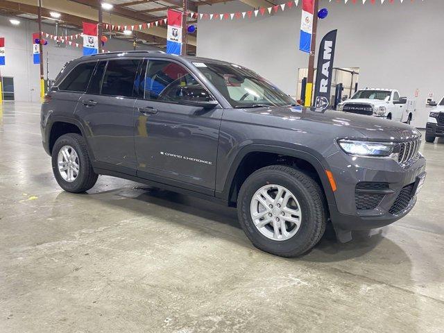 new 2024 Jeep Grand Cherokee car, priced at $33,995