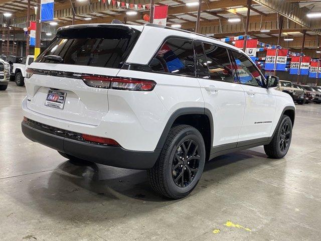 new 2024 Jeep Grand Cherokee car, priced at $39,999