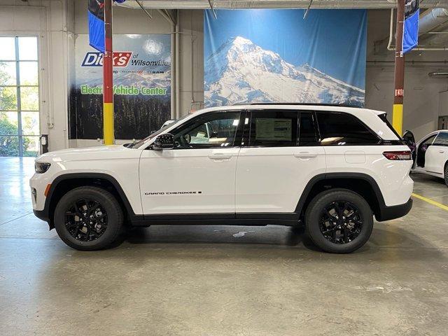 new 2024 Jeep Grand Cherokee car, priced at $39,999