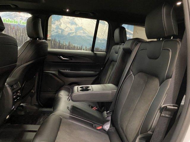 new 2024 Jeep Grand Cherokee car, priced at $39,995