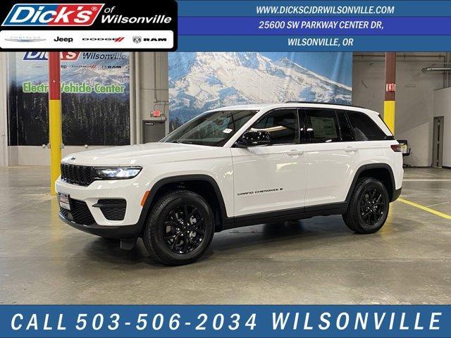 new 2024 Jeep Grand Cherokee car, priced at $39,995