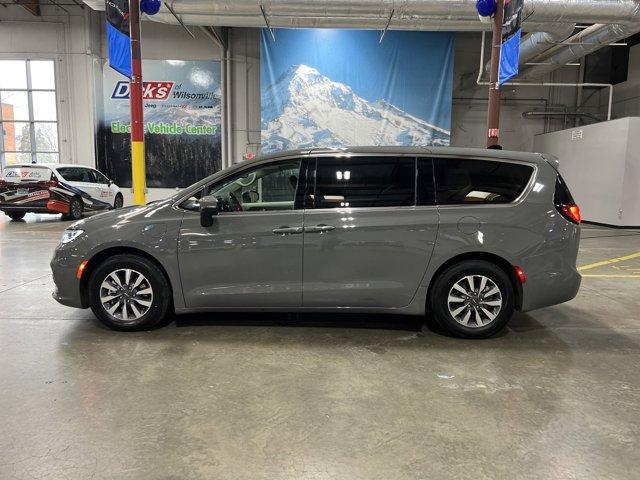 used 2023 Chrysler Pacifica Hybrid car, priced at $23,857