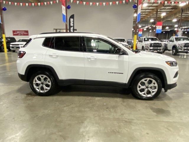 new 2025 Jeep Compass car, priced at $25,000