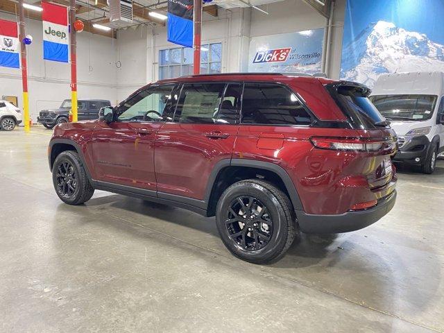 new 2025 Jeep Grand Cherokee car, priced at $41,995