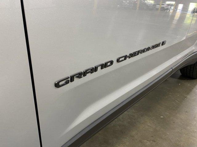 new 2024 Jeep Grand Cherokee L car, priced at $39,888