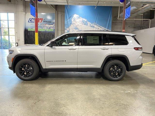 new 2024 Jeep Grand Cherokee L car, priced at $39,888