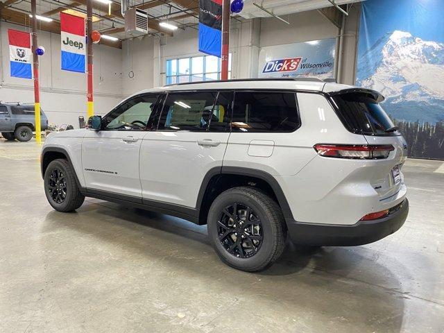 new 2024 Jeep Grand Cherokee L car, priced at $39,888