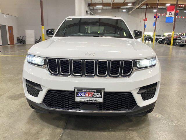 new 2024 Jeep Grand Cherokee car, priced at $33,995