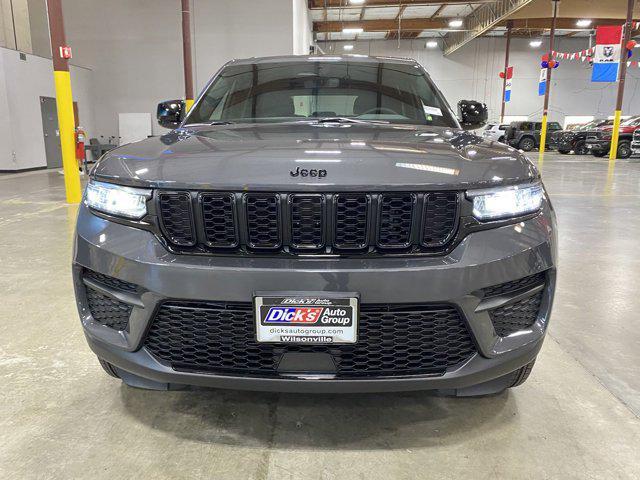 new 2024 Jeep Grand Cherokee car, priced at $39,995