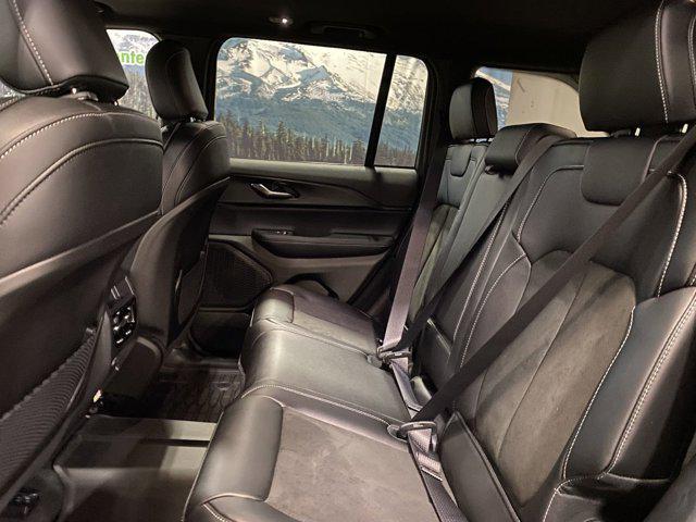 new 2024 Jeep Grand Cherokee car, priced at $39,995