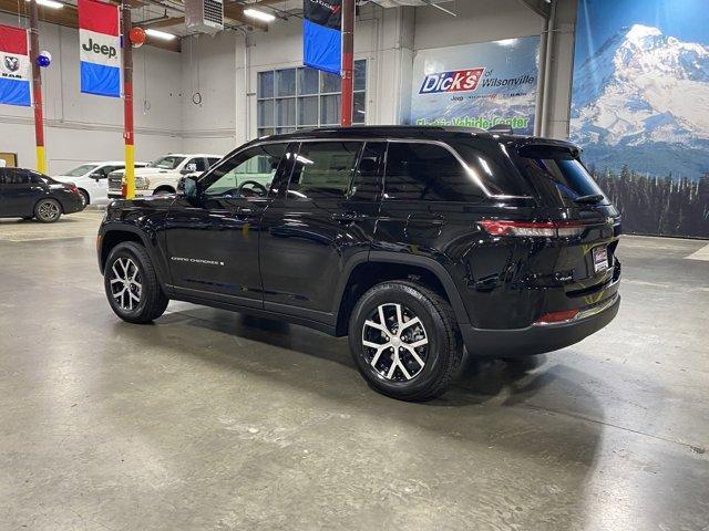 new 2025 Jeep Grand Cherokee car, priced at $46,295