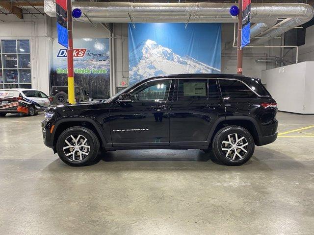 new 2025 Jeep Grand Cherokee car, priced at $46,295