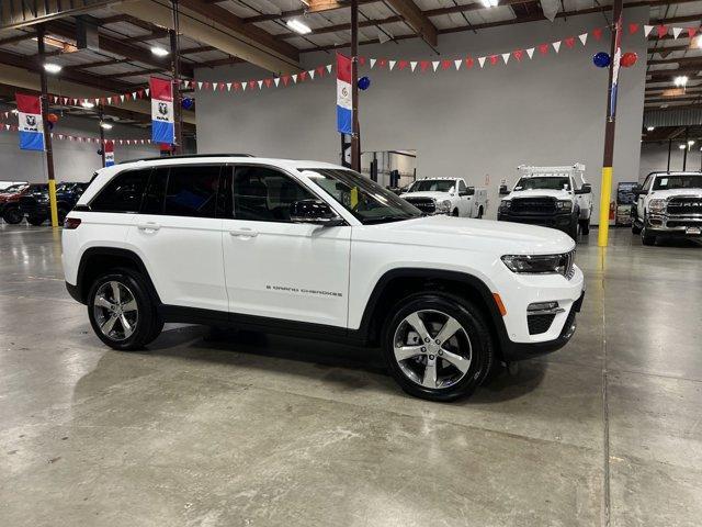 new 2025 Jeep Grand Cherokee car, priced at $53,260