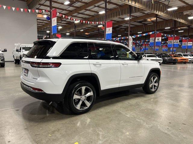 new 2025 Jeep Grand Cherokee car, priced at $53,260