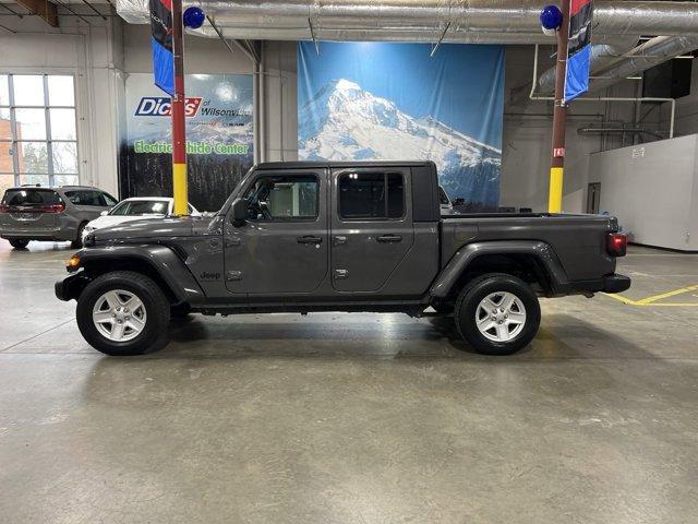 used 2022 Jeep Gladiator car, priced at $27,989