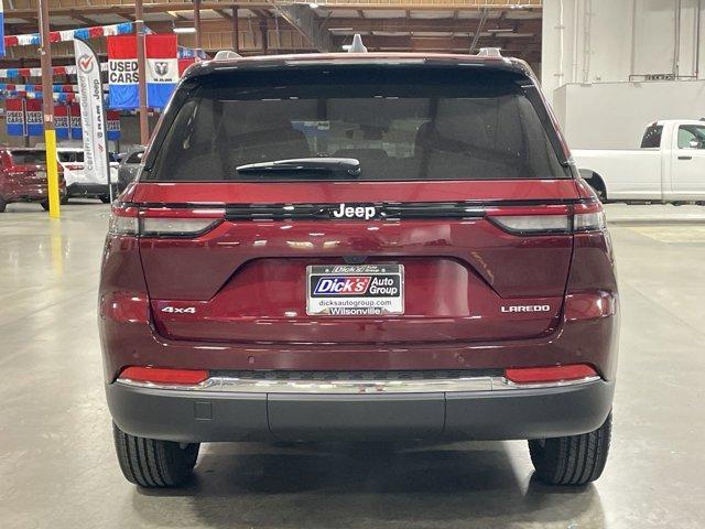 new 2024 Jeep Grand Cherokee car, priced at $37,995