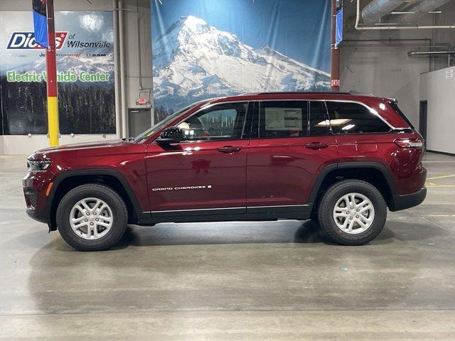 new 2024 Jeep Grand Cherokee car, priced at $37,995