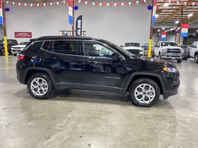 new 2025 Jeep Compass car, priced at $25,000