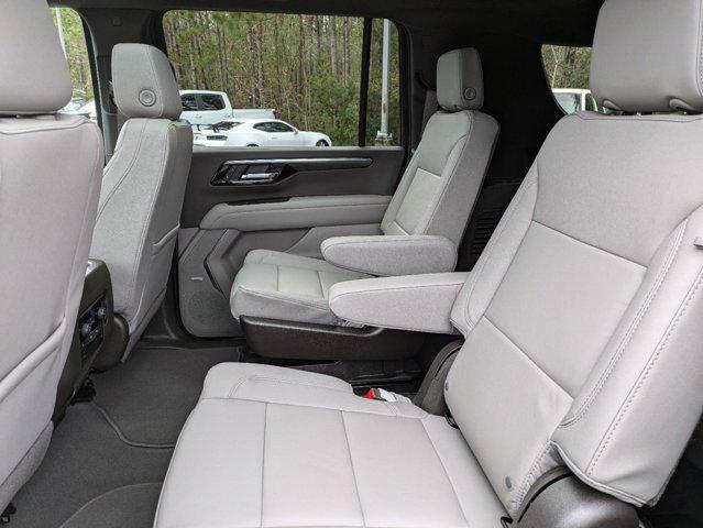 new 2025 Chevrolet Suburban car, priced at $77,625