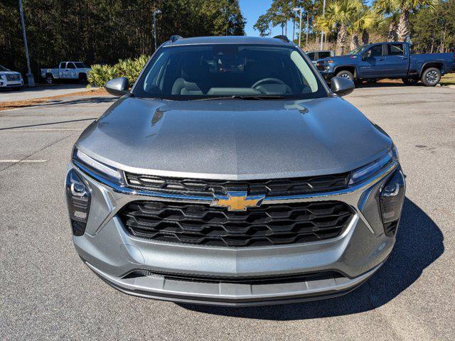 new 2025 Chevrolet Trax car, priced at $24,985