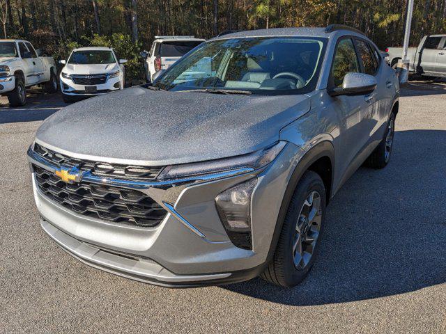 new 2025 Chevrolet Trax car, priced at $24,985