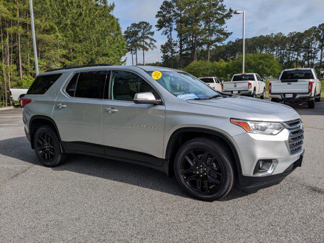 used 2021 Chevrolet Traverse car, priced at $31,500