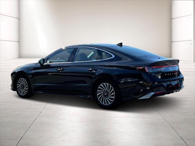 new 2024 Hyundai Sonata Hybrid car, priced at $37,999