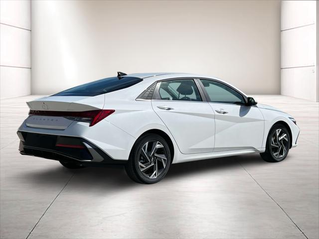 new 2024 Hyundai Elantra car, priced at $26,624