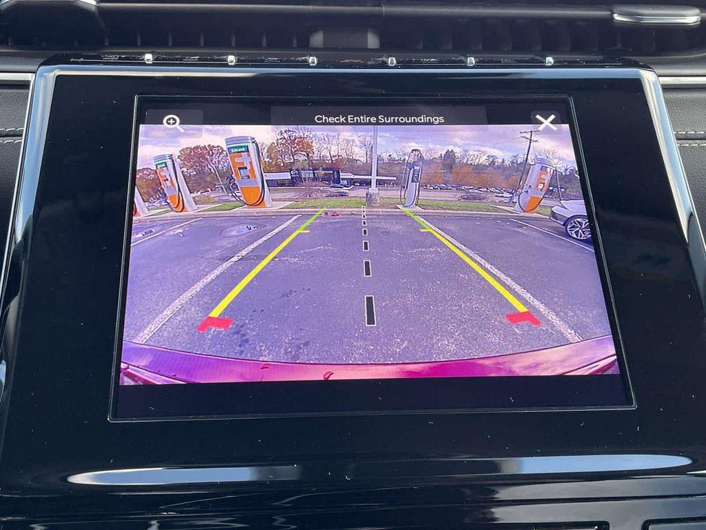 used 2023 Jeep Grand Cherokee car, priced at $28,998