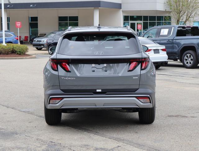 new 2025 Hyundai Tucson car, priced at $33,130