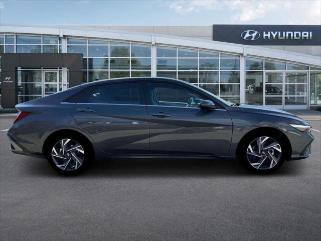 new 2025 Hyundai Elantra car, priced at $26,611