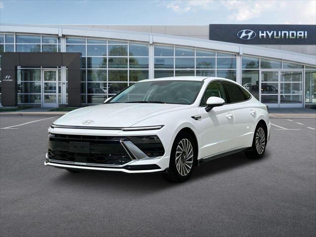 new 2025 Hyundai Sonata Hybrid car, priced at $32,832