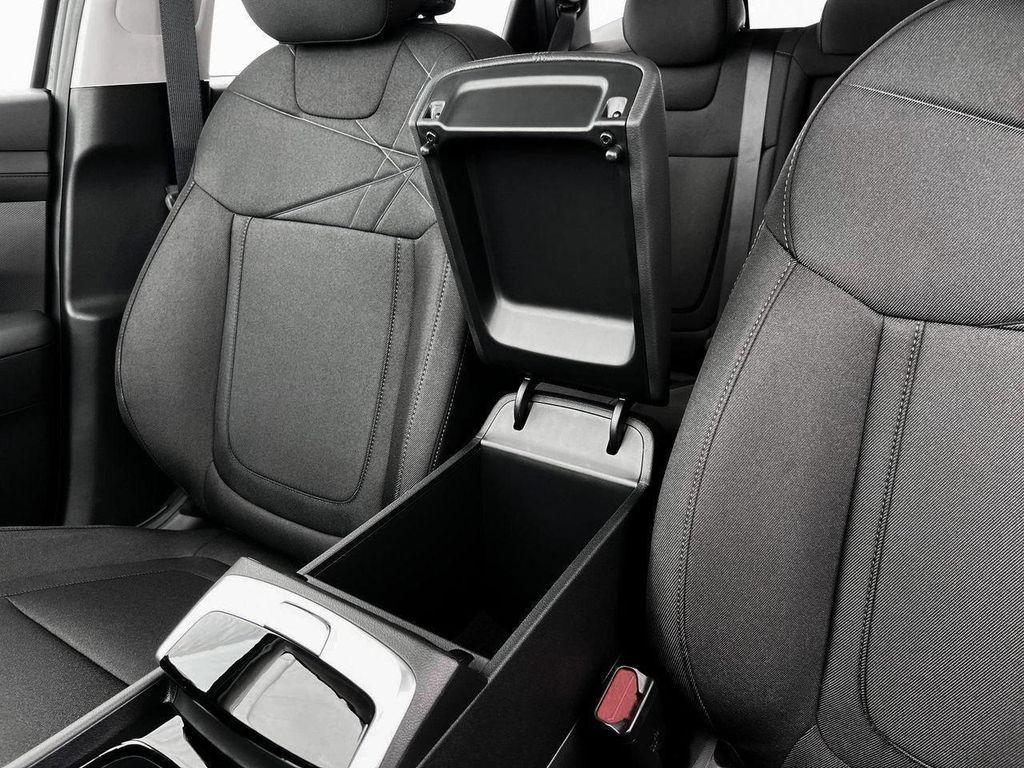 new 2026 Hyundai Tucson car, priced at $32,444