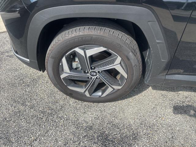 used 2024 Hyundai TUCSON Hybrid car, priced at $30,913