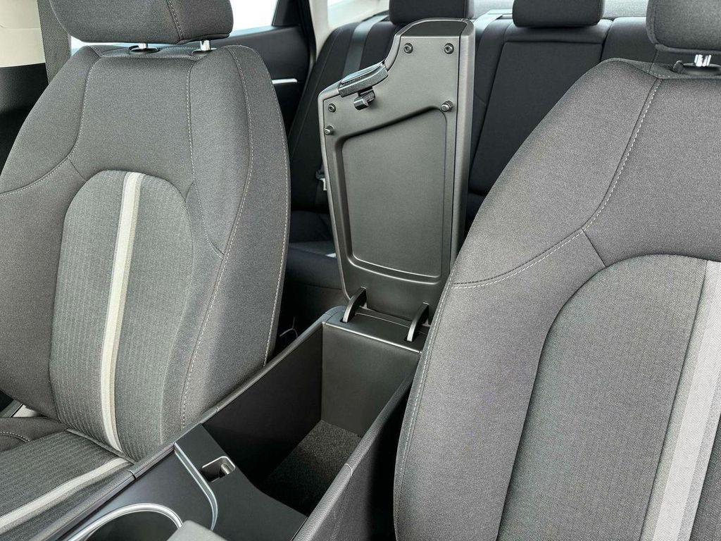 new 2025 Hyundai Sonata Hybrid car, priced at $32,437