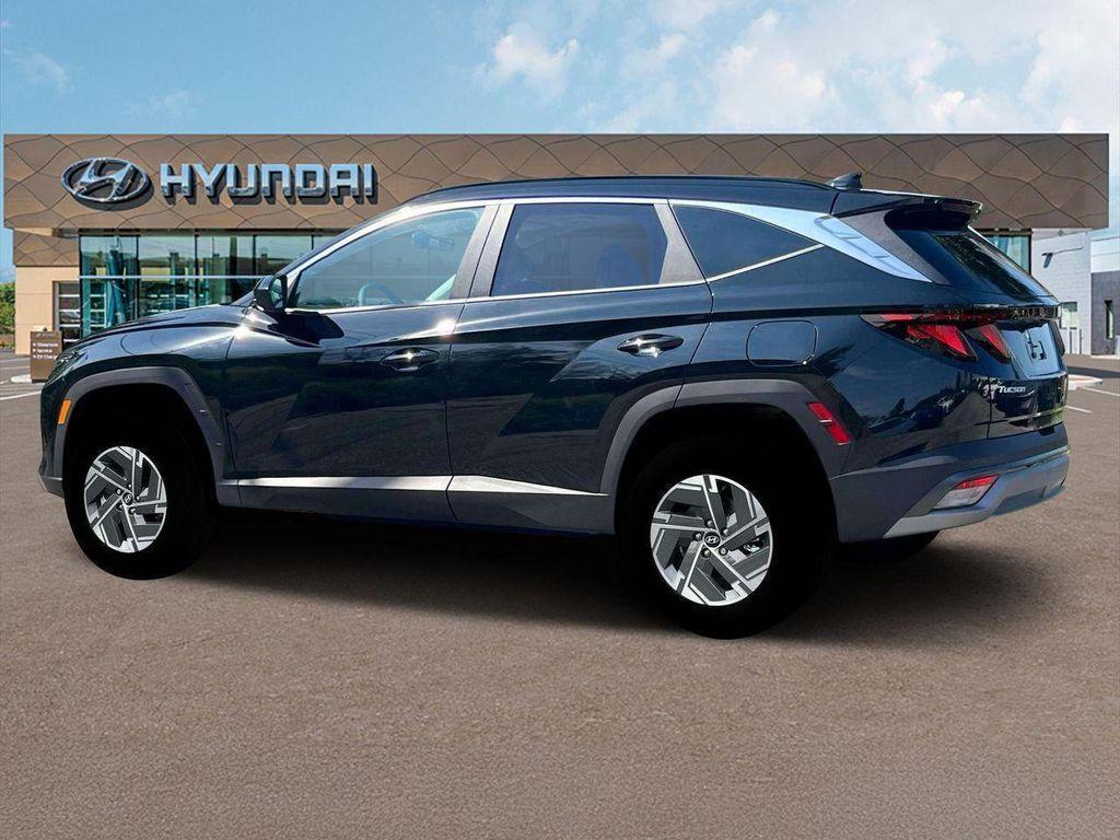 new 2025 Hyundai TUCSON Hybrid car, priced at $33,764