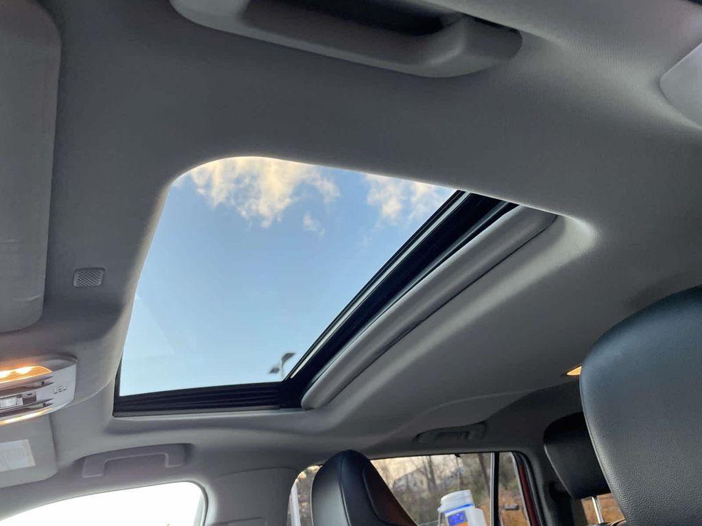 used 2021 Toyota Highlander car, priced at $31,998