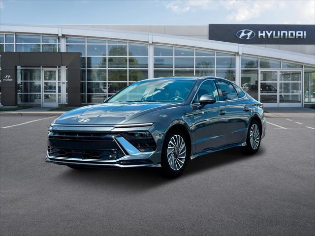 new 2025 Hyundai Sonata Hybrid car, priced at $32,680