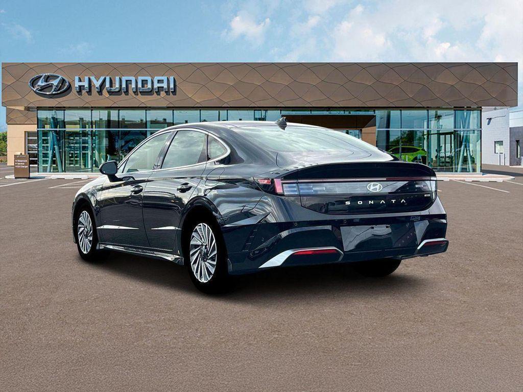 new 2026 Hyundai Sonata Hybrid car, priced at $40,095