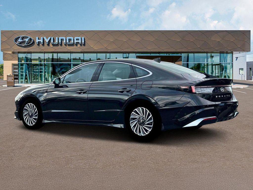 new 2026 Hyundai Sonata Hybrid car, priced at $40,095