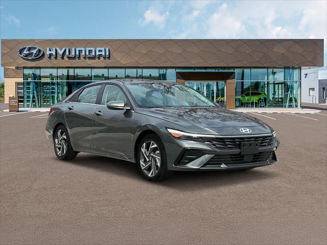 new 2025 Hyundai Elantra car, priced at $31,044