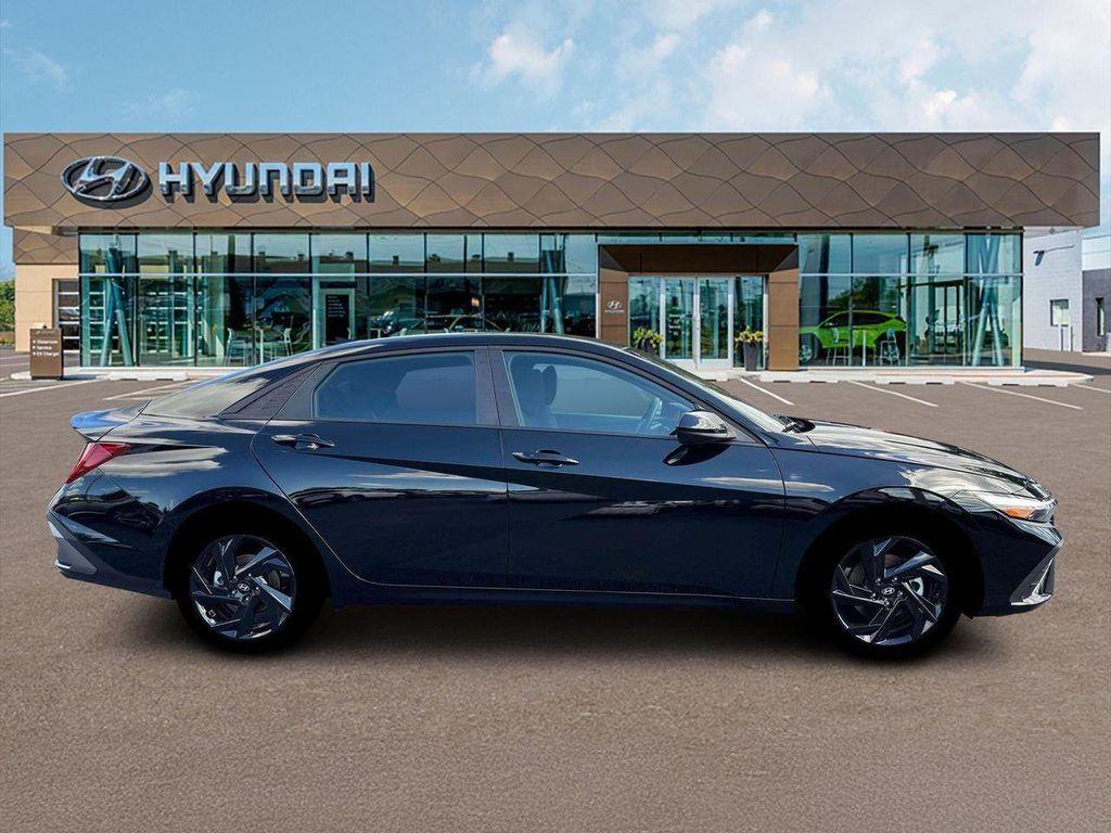 new 2026 Hyundai ELANTRA HEV car, priced at $29,325