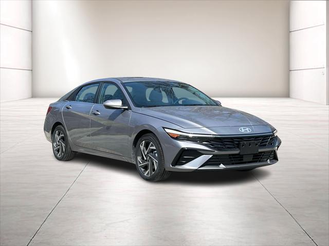 new 2024 Hyundai Elantra car, priced at $26,017