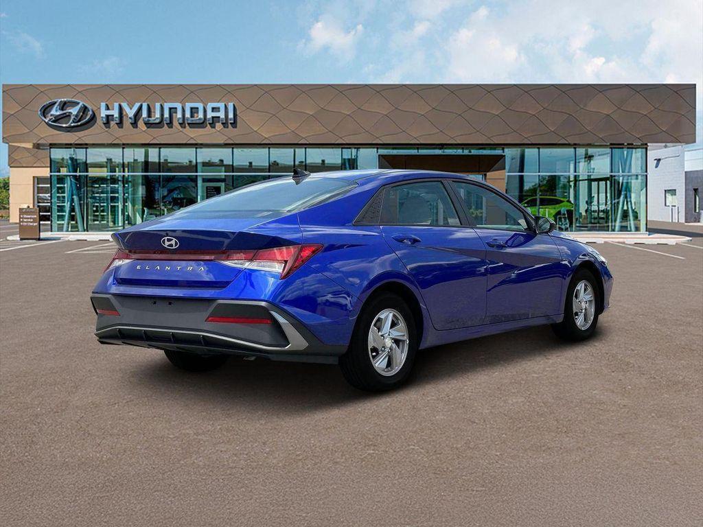 new 2025 Hyundai Elantra car, priced at $23,679