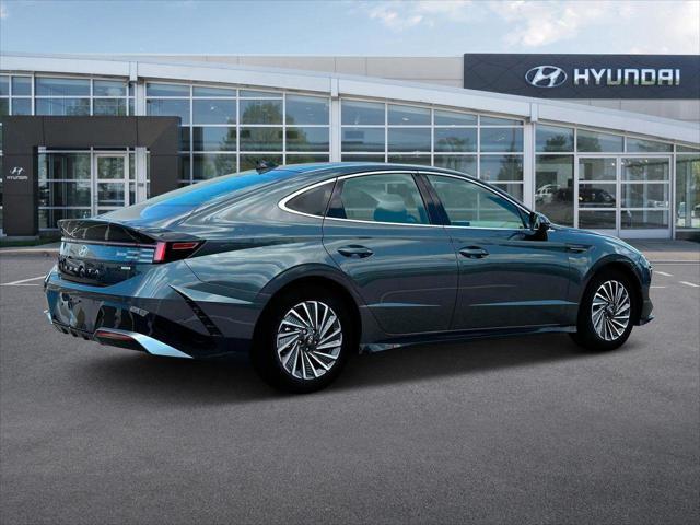 new 2025 Hyundai Sonata Hybrid car, priced at $39,365